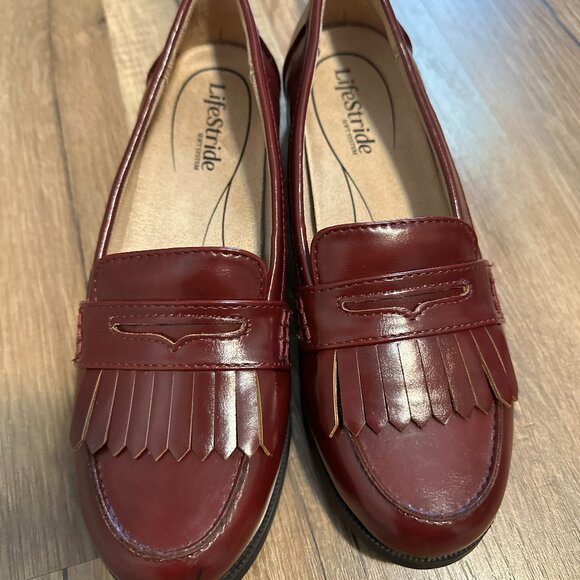 Lifestyle Loafers Soft System Sz 6 Medium Burgundy Women’s Slip On New No Box. - Picture 1 of 5